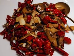 炒鲜牛肝菌-一坐一忘云南菜(嘉里中心店)