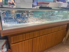 -上海网星眼镜批发·蔡司依视路官方授权(三叶眼镜城店)