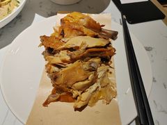 -关东小磨东北菜(漕河泾印象城店)