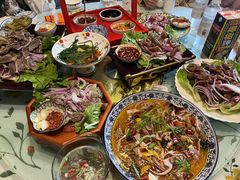-一个勺子新疆锡伯主题私房菜(红墙巷49号院店)