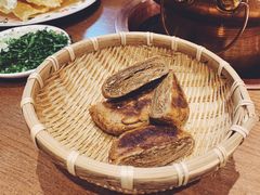 芝麻烧饼-北京老门框爆肚涮肉馆(凤城六路店)