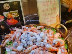 -广州万富希尔顿酒店·感趣自助餐厅·金秋蟹宴生蚝海鲜刺身