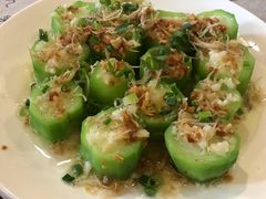 银鱼仔蒸丝瓜-朕悦鹧鸪饭私房菜