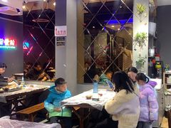 -老街烧烤大排档·地道湖北菜·龙虾馆(汉口火车站店)