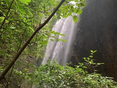 -龙水峡地缝景区