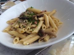 Geneva-Geneva日内瓦餐厅(西郊宝成花苑店)