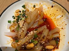 -渝信川菜 · 川味家常菜(财富购物中心店)