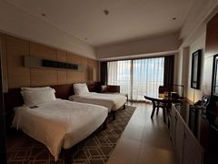 -三亚湾海居雅高铂尔曼度假酒店