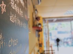 -志龙皇冠吃货椰子铺