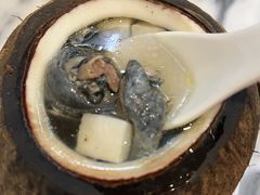 原只椰子炖竹丝鸡-益寿炖品店