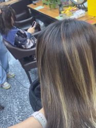 -藤野造型专业烫染接发