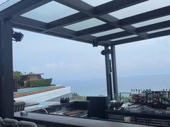 -瑰丽酒店·海吧·天际下午茶·现场DJ·天台酒吧