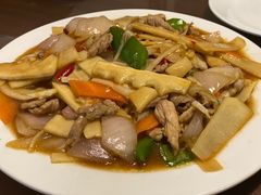 -老街坊餐吧