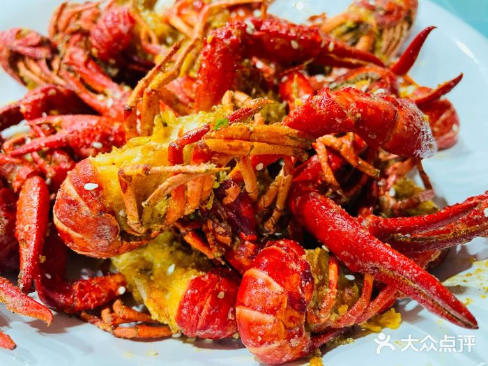 虾弄弄龙虾61烧烤61串串香蛋黄小龙虾图片
