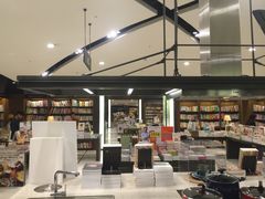 -诚品(信义店)