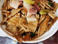 春笋-玲燕蒸菜馆(江东路店)