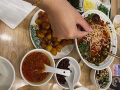 -贵凤凰贵州米粉(五道口店)