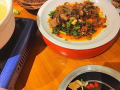 -有红鸡毛店·川菜(建设路店)