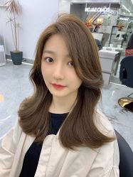 -COMO SALON 烫染可茉发型