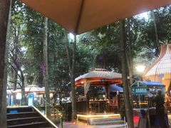 -二荆条·蜀鲜汇城市森林火锅