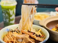 -粉家柳州螺蛳粉(杨宅路店)