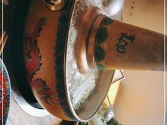 -毛辣果·贵州红酸汤牛肉火锅(西单店)