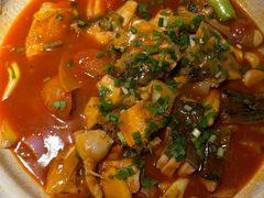 -魏铭鱼头捞饭(晋阳路店)