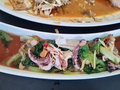 -赶海部落海鲜城(海阳路店)