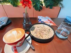 拿铁-Laures·月桂西班牙碳烤餐厅(十尚坊店)