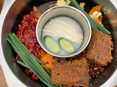 -周幺妹重庆老火锅(银泰城总店)