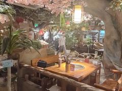 -城墙拐拐火锅(三峡广场黑金冠店)