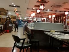 大堂-泉福居酱骨头自助广场(南大街商业步行街店)