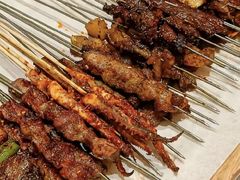 -小董哥烤串·爆汁大油边(故宫店)