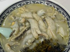 招牌黄鱼面-明呈黄鱼面馆(斜土路店)