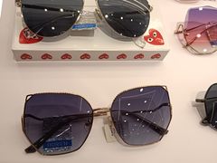 -荣视医眼镜(老车站店)