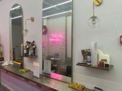 -茶发Salon·烫发染发理发