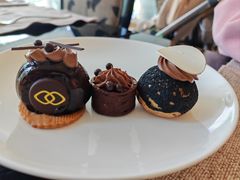 -圣丰索菲特·2 On 988 Café 自助餐厅