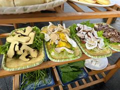 -有一锅·野生菌黑山羊腊排骨火锅(古城北门店)