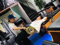 -享受健身·美体塑形馆