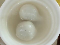 -老西白点心店