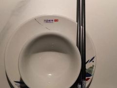 餐具摆设-江边城外烤全鱼(世茂广场店)