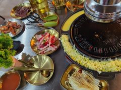 -胡悦里韩式烤肉(芝罘万达广场店)
