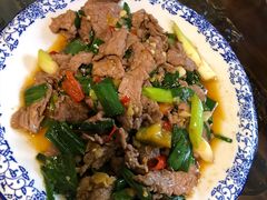小炒黄牛肉-阿鹏故事云南野生菌火锅(人民路店)