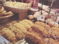 -巴黎贝甜(大宁国际商业广场店)