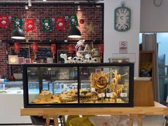 面包甜点陈列柜-熊叔熊婶面包房(团结湖店)