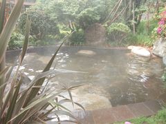 -七彩云南古滇温泉山庄