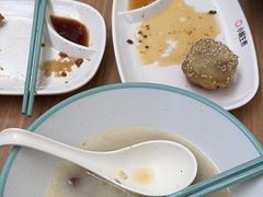 -小杨生煎(金山百联购物中心3楼店)