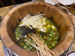 -聚串门儿·东北烧烤(信义坊店)