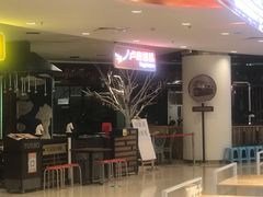 -卢家妈妈·西餐厨房(卜蜂中心店)