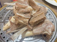 手扒肉-蒙亨·手把肉·蒙古包文化主题餐厅(天恒广场店)